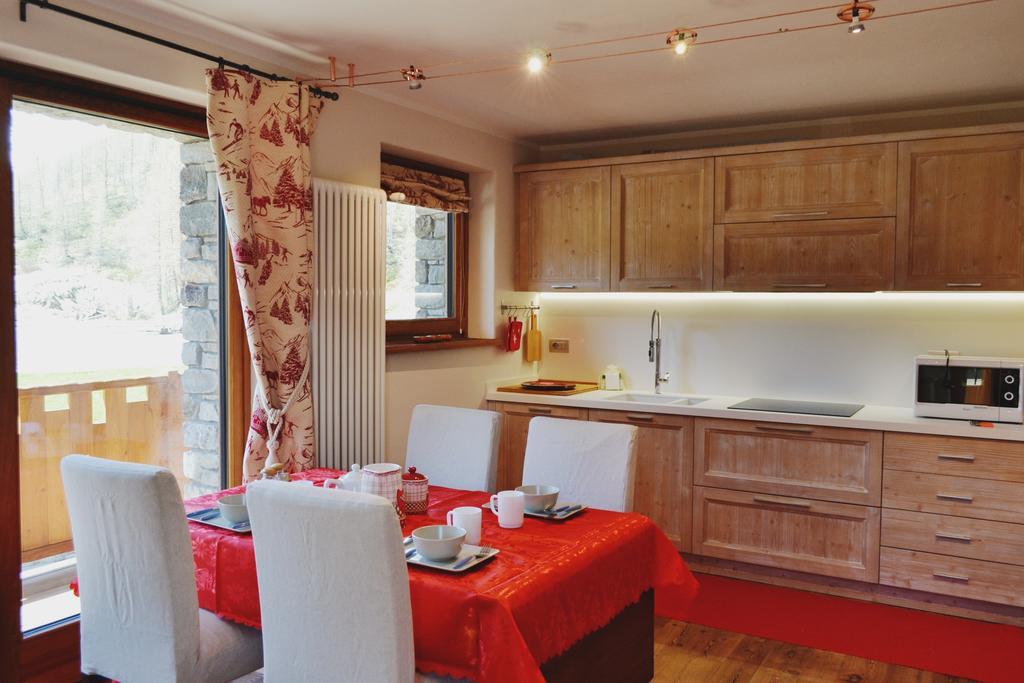 Maison Carrel Elegant 4 Breuil-Cervinia Exterior photo